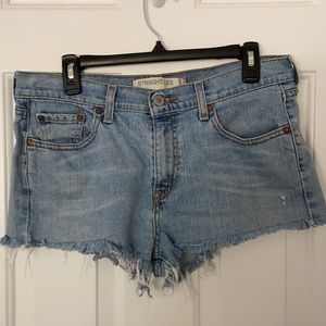 Vintage Levi’s cutoffs